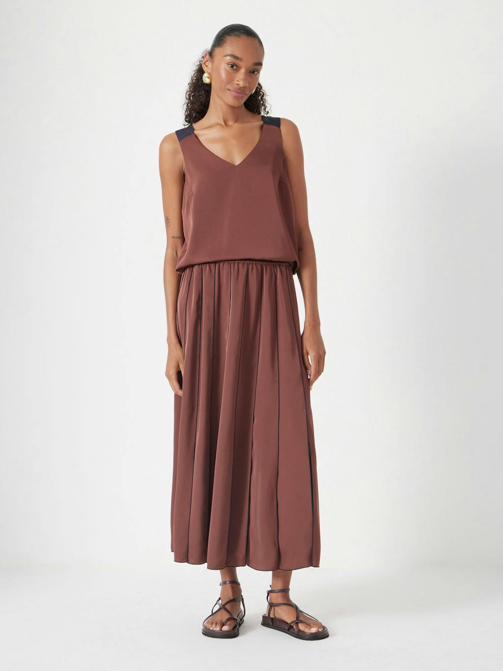 013920-0674-01 Pippa Satin Pleated Skirt