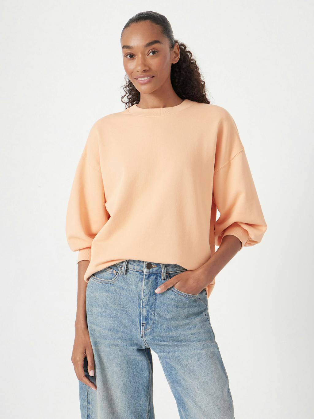 013301-0928-02 Gathered Sleeve Cotton Sweatshirt