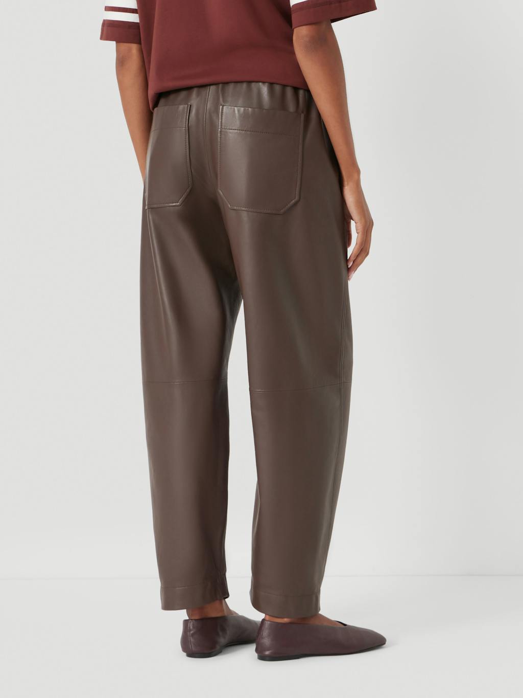 013464-0533-04 Leather Jack Barrel Trousers