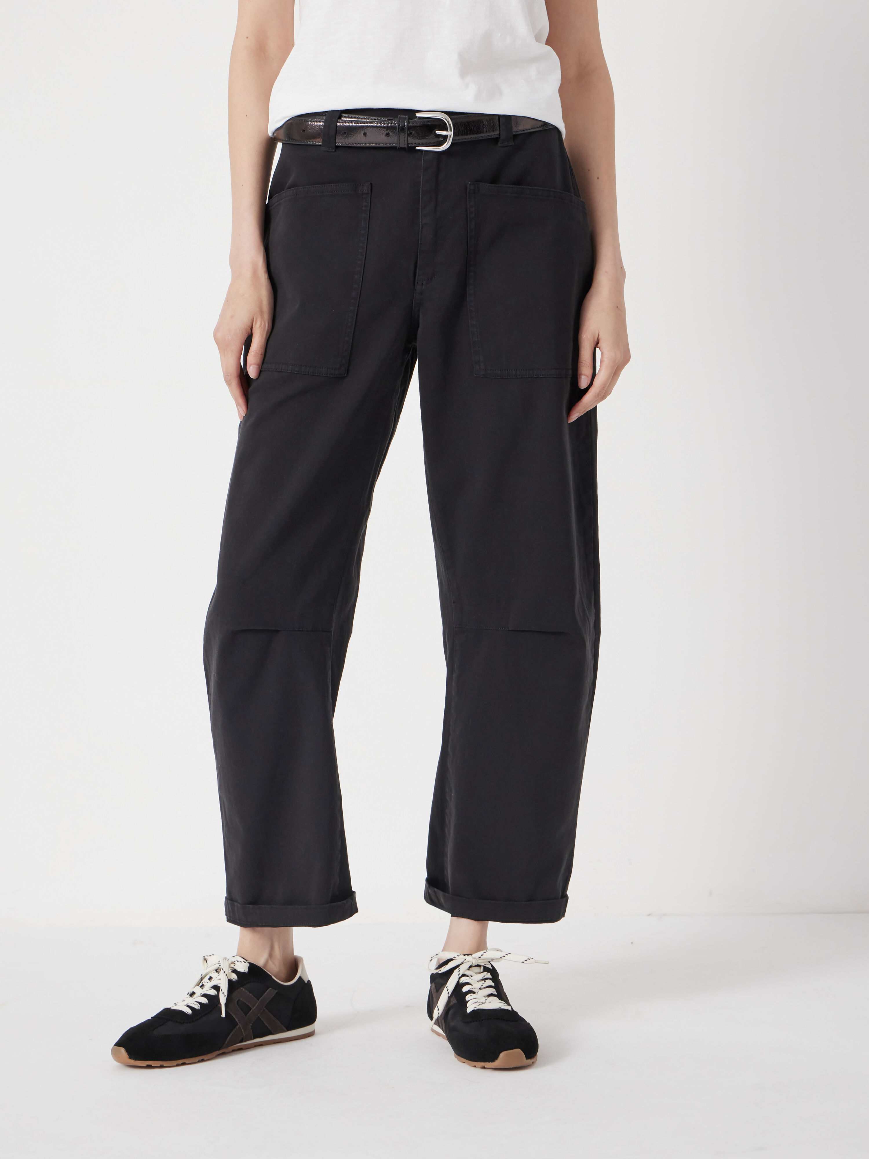 Cordi Barrel Leg Cotton Trousers