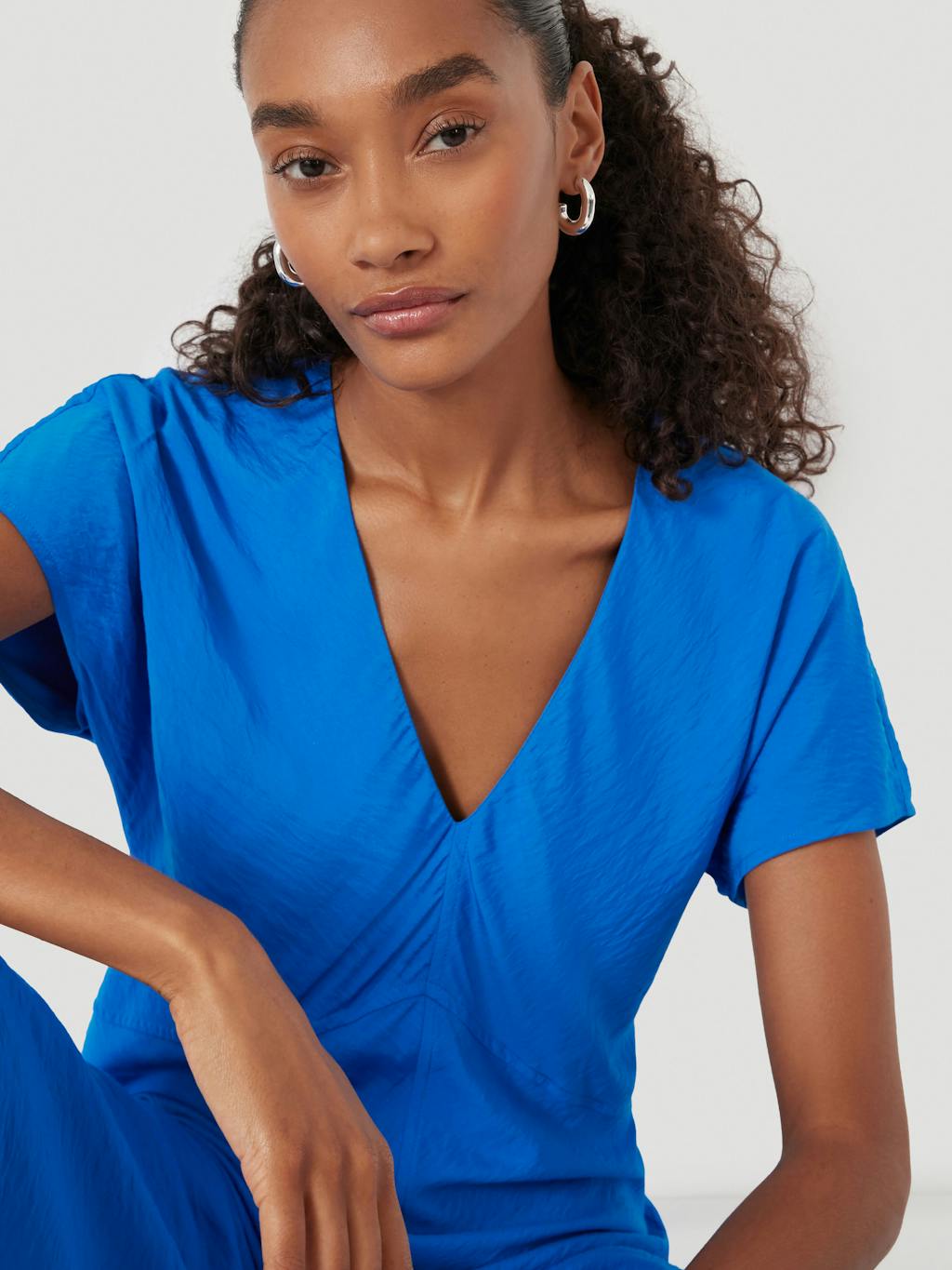 011762-1619-03 Grace Air Flow V-Neck Maxi Dress