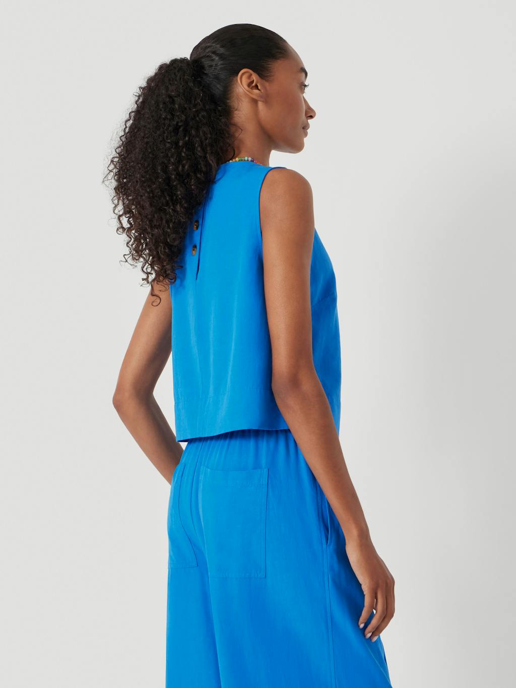 014051-1619-02 Vera Linen Blend Shell Top