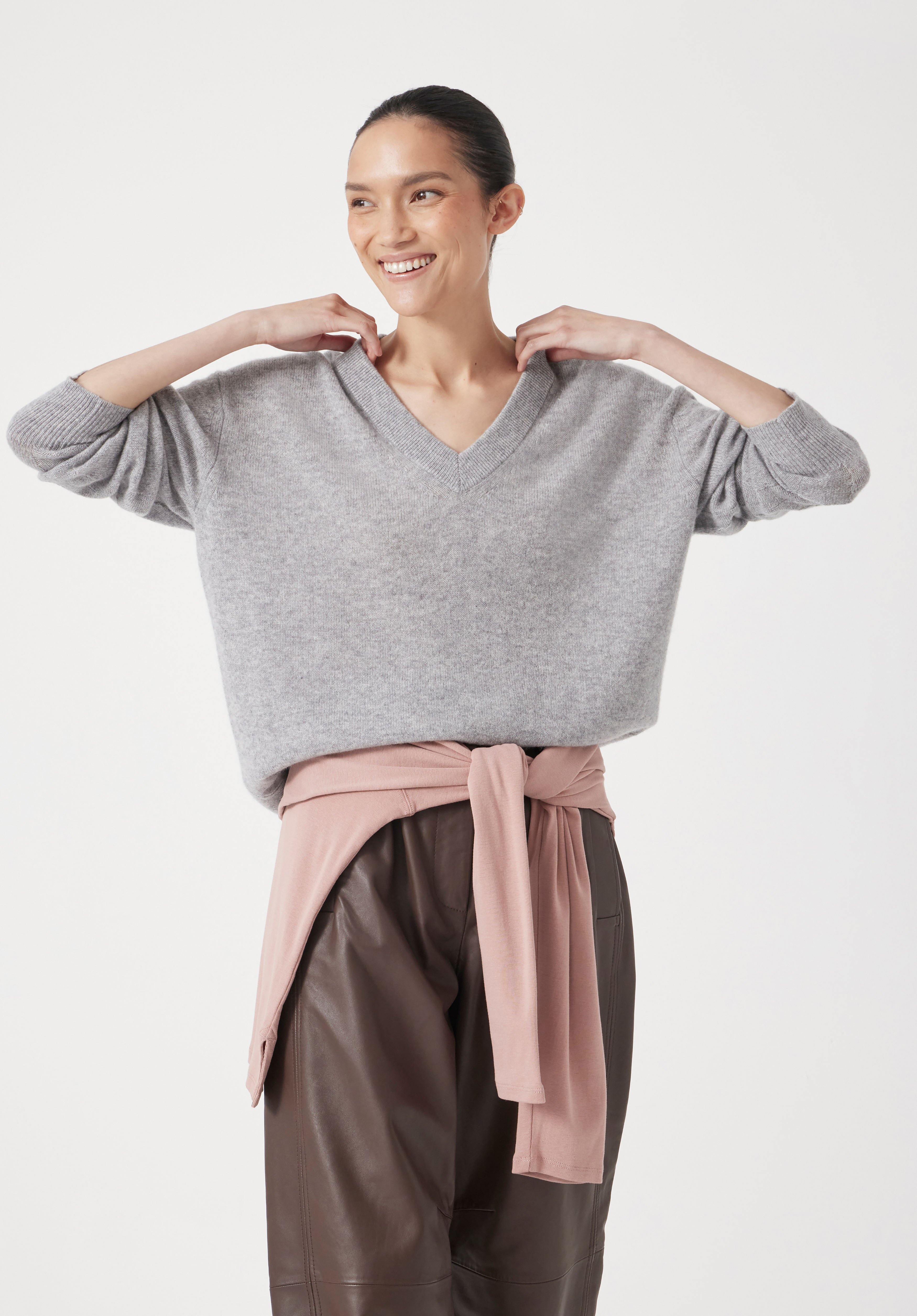 Scarlett Cashmere V Neck Jumper