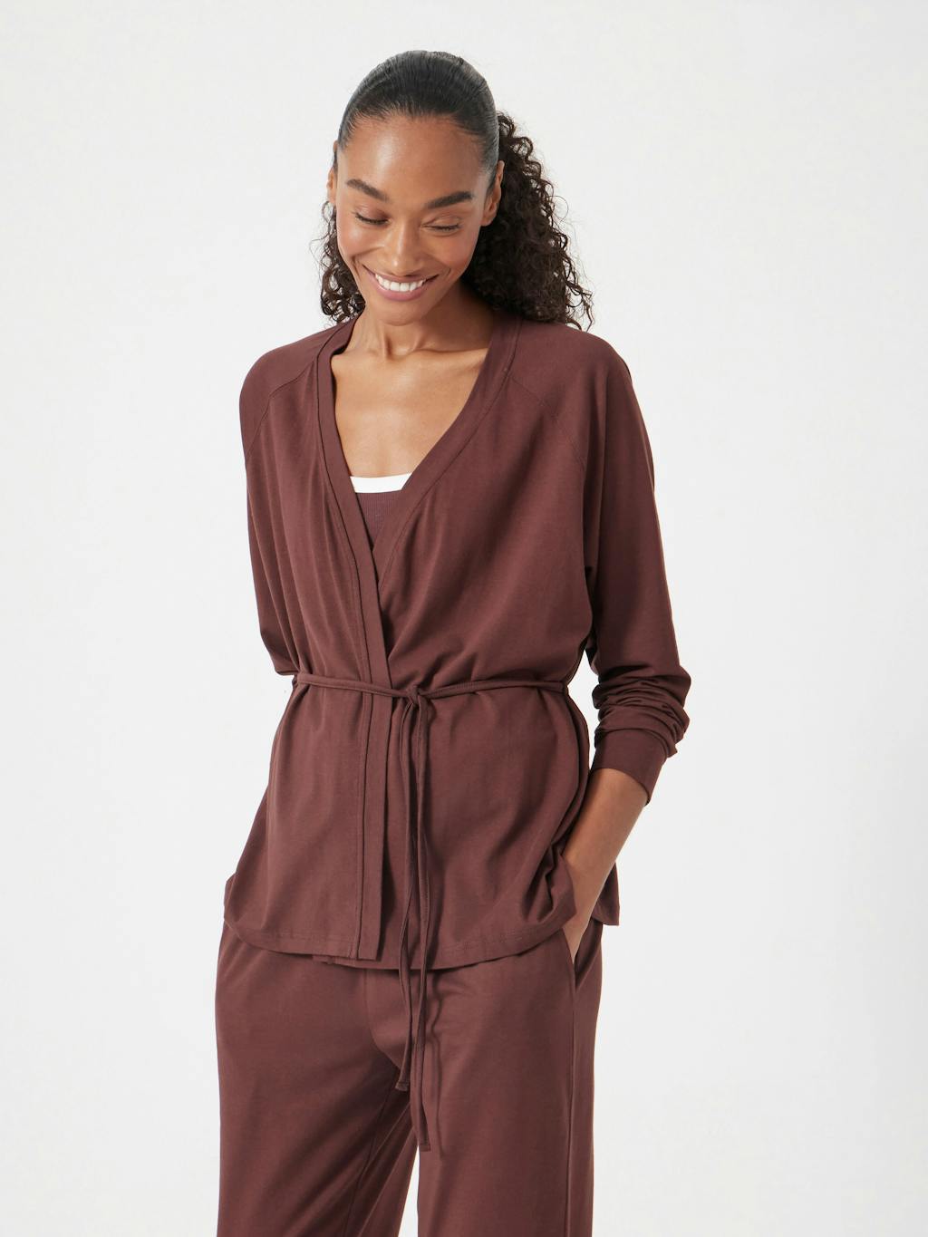 013303-0674-03 Amie Edge to Edge Cardigan