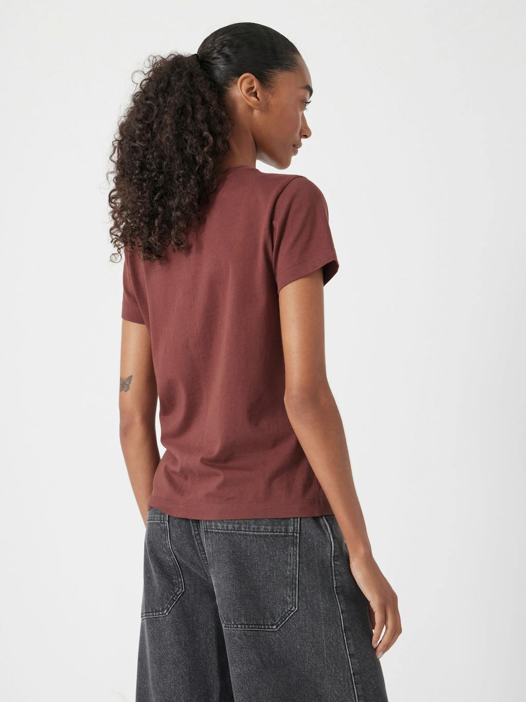 013232-0674-04 Slim Fit Cotton Crew T-Shirt