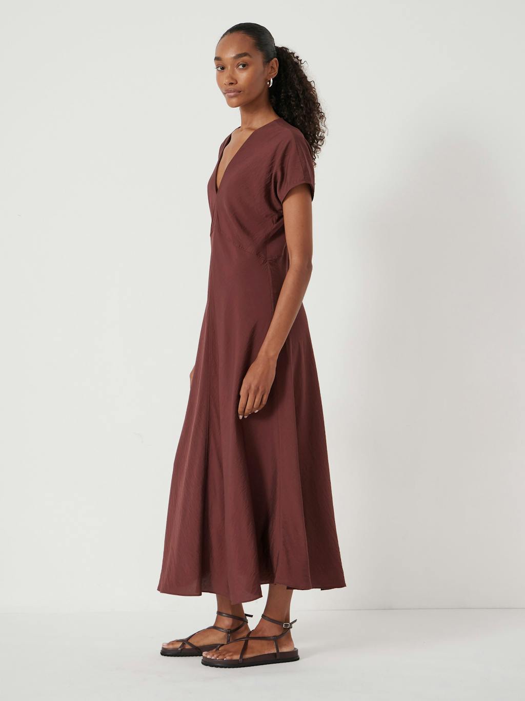 011762-0674-03 Grace Air Flow V-Neck Maxi Dress