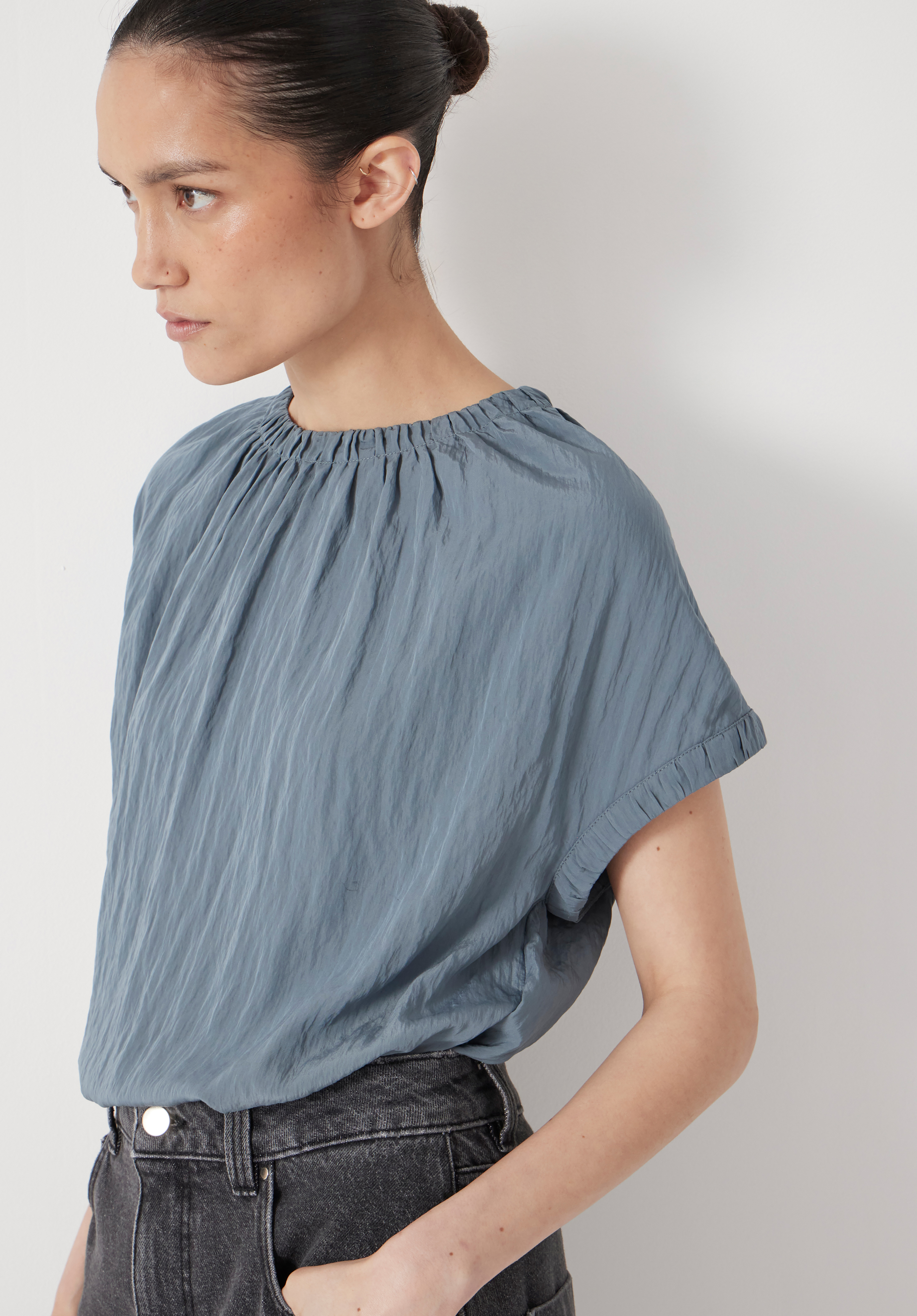Gathered Crew Neck Detail Top