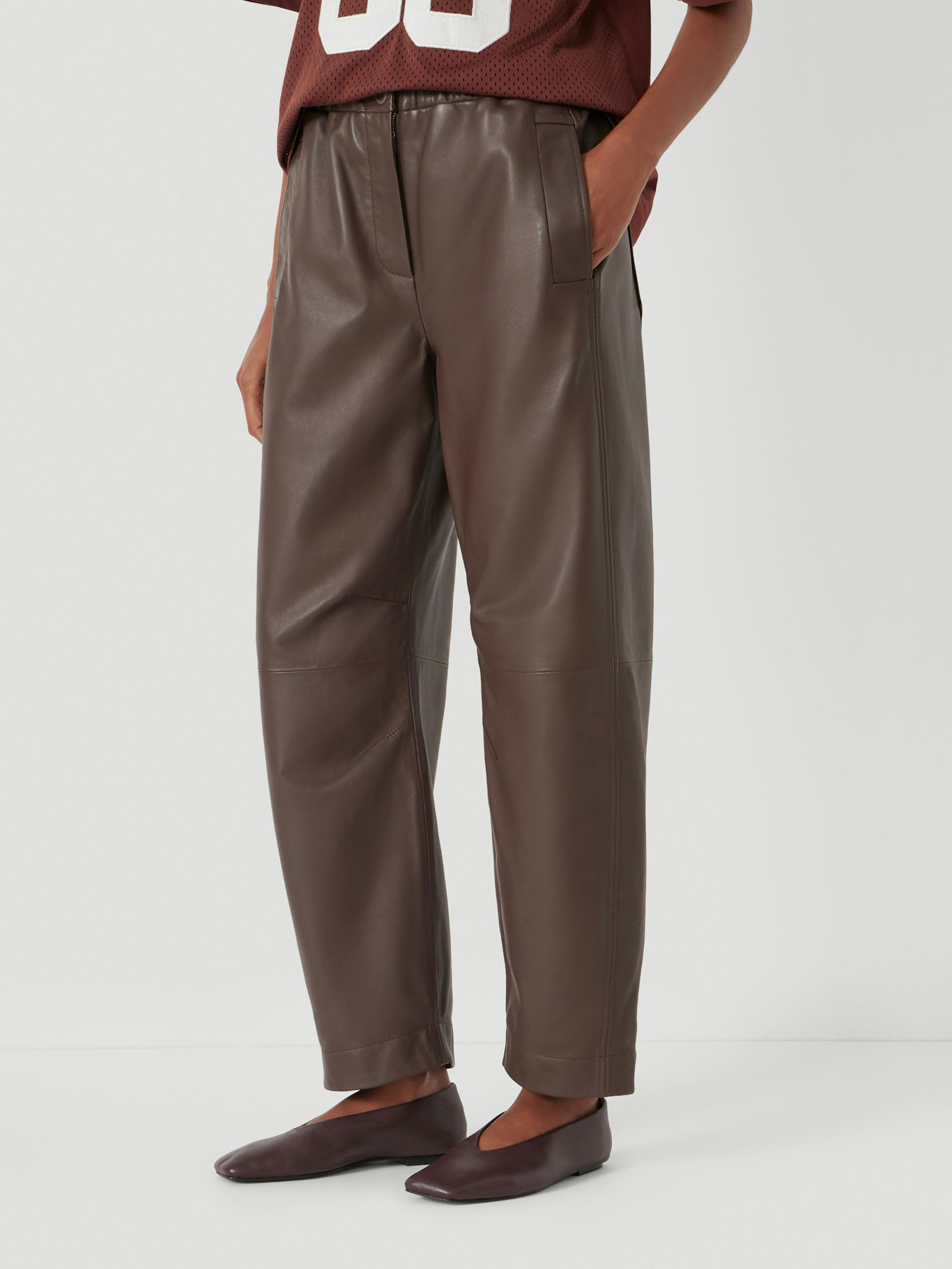 013464-0533-03 Leather Jack Barrel Trousers