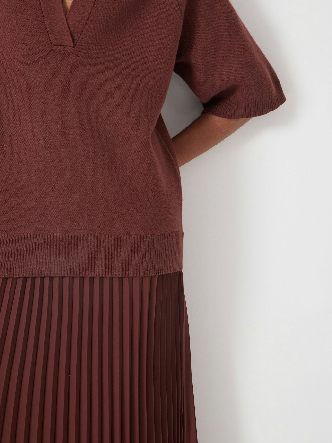 014181-0674-04 Gabriela Polo Knit Dress