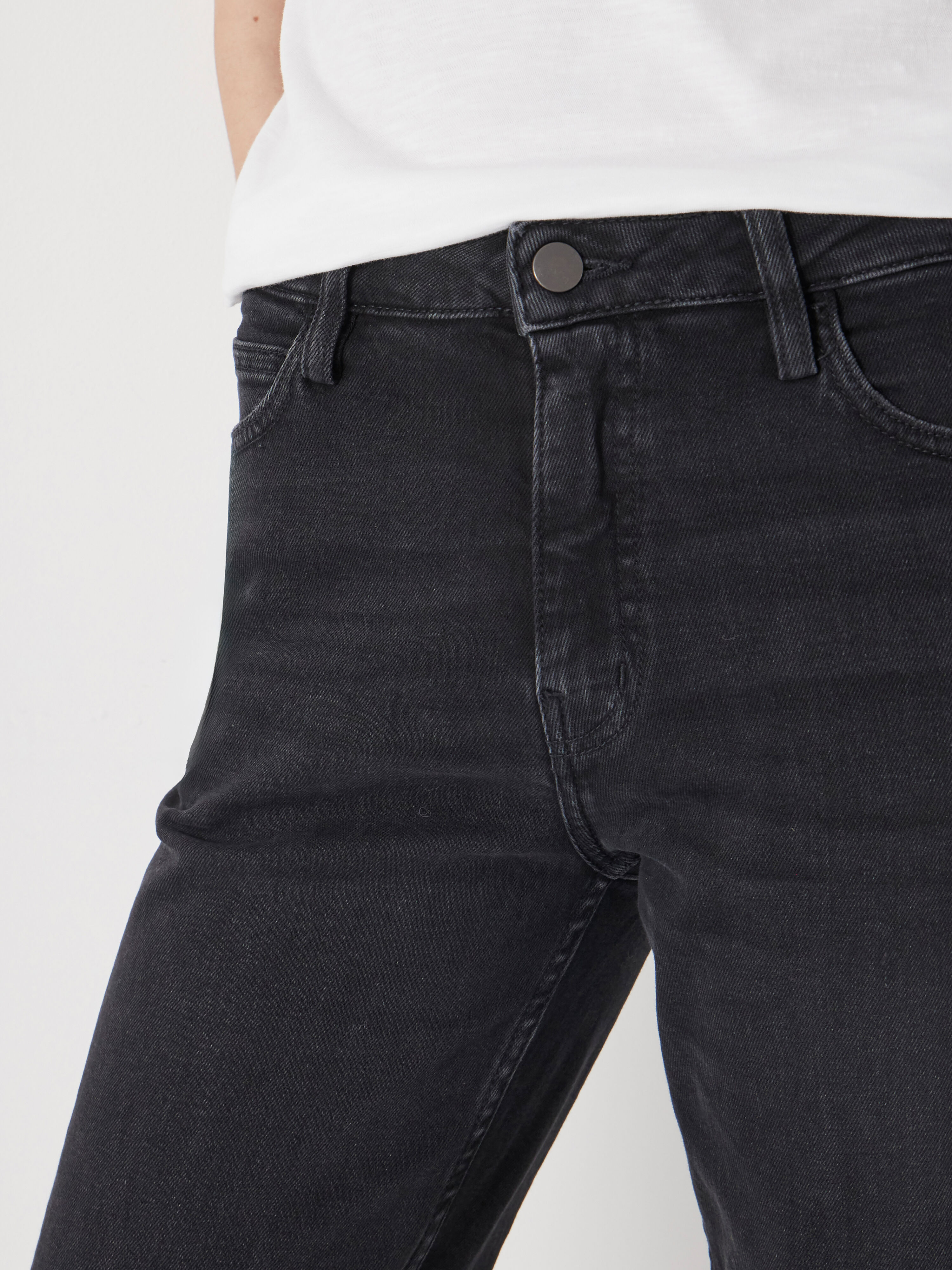 Agnes Straight Leg Jeans