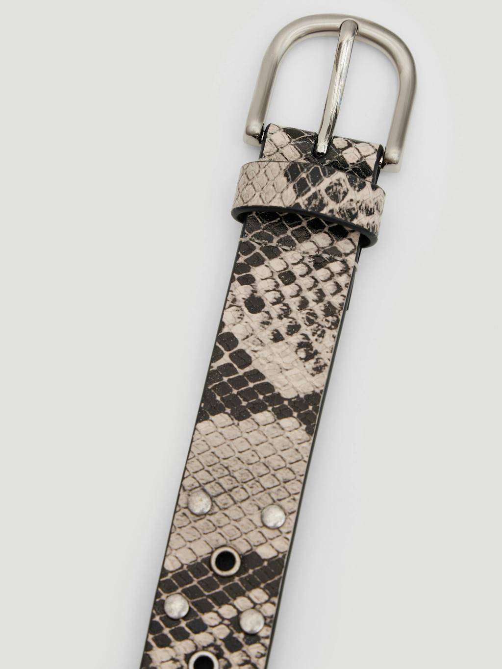 013724-0004-02 Eyelet Leather Belt