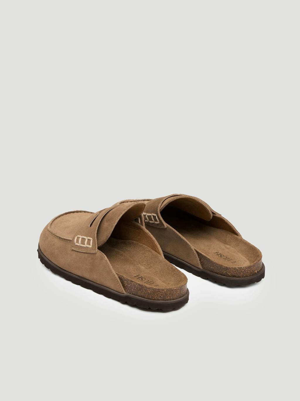 015007-0426-04 Rune Suede Padded Mules