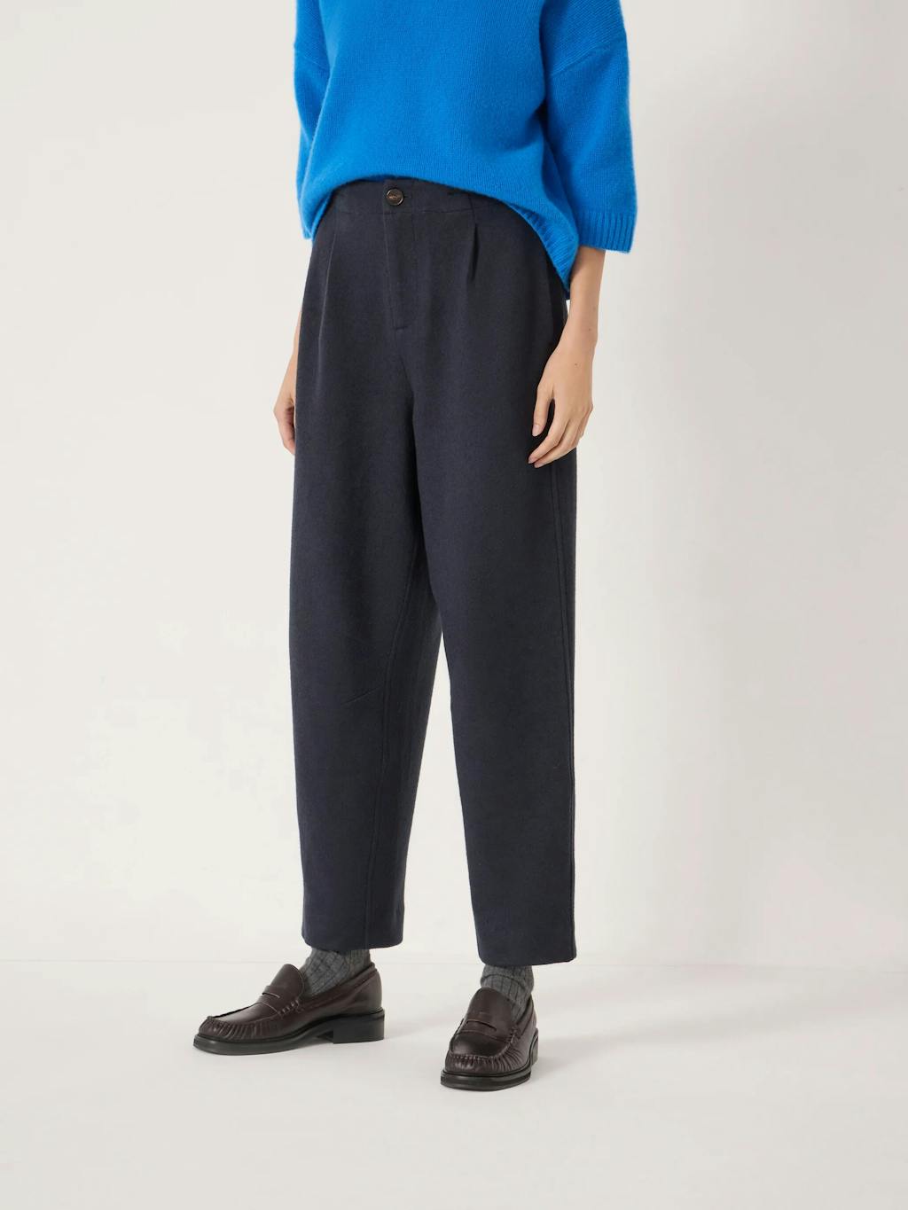 015025-1658-02 Boiled Wool Barrel Leg Trousers