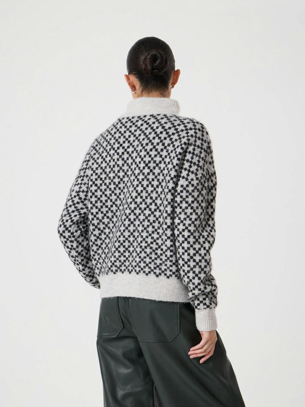 014092-2804-03 Juno Quarter Zip Mono Jacquard Jumper with Wool