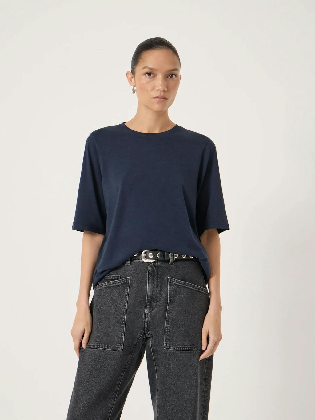 014330-2921-01 Reece Drapey T-Shirt