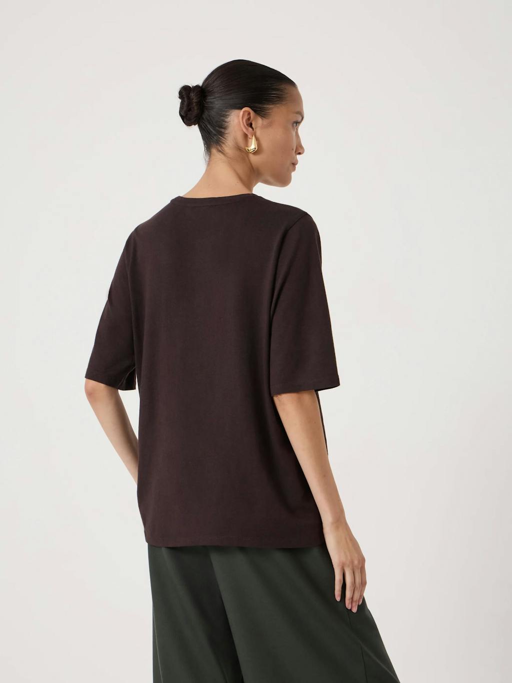 014330-0651-03 Reece Drapey T-Shirt