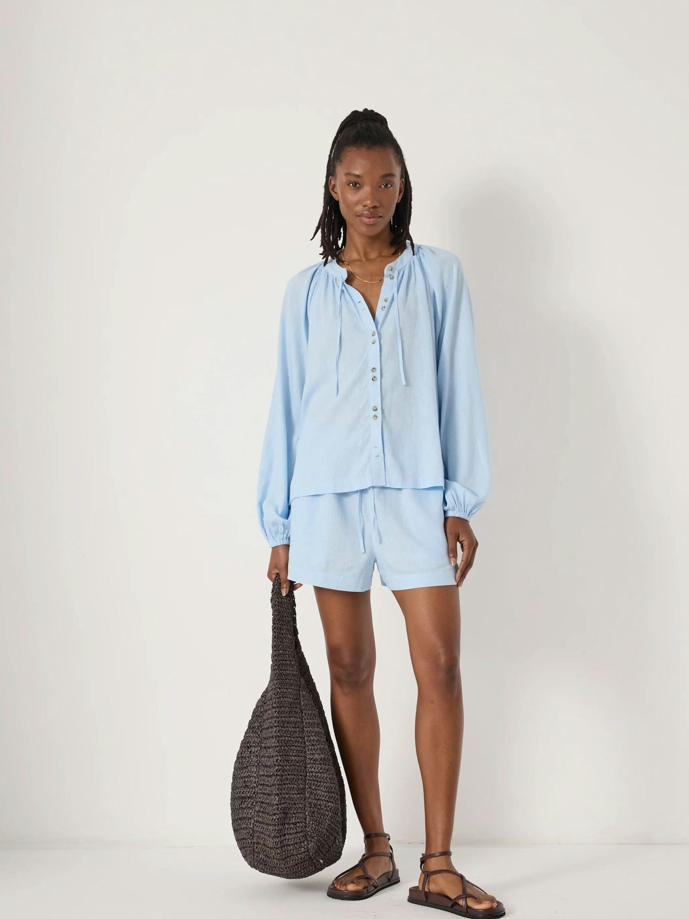 014139-1631-02 Elsa Gathered Linen Beach Shirt