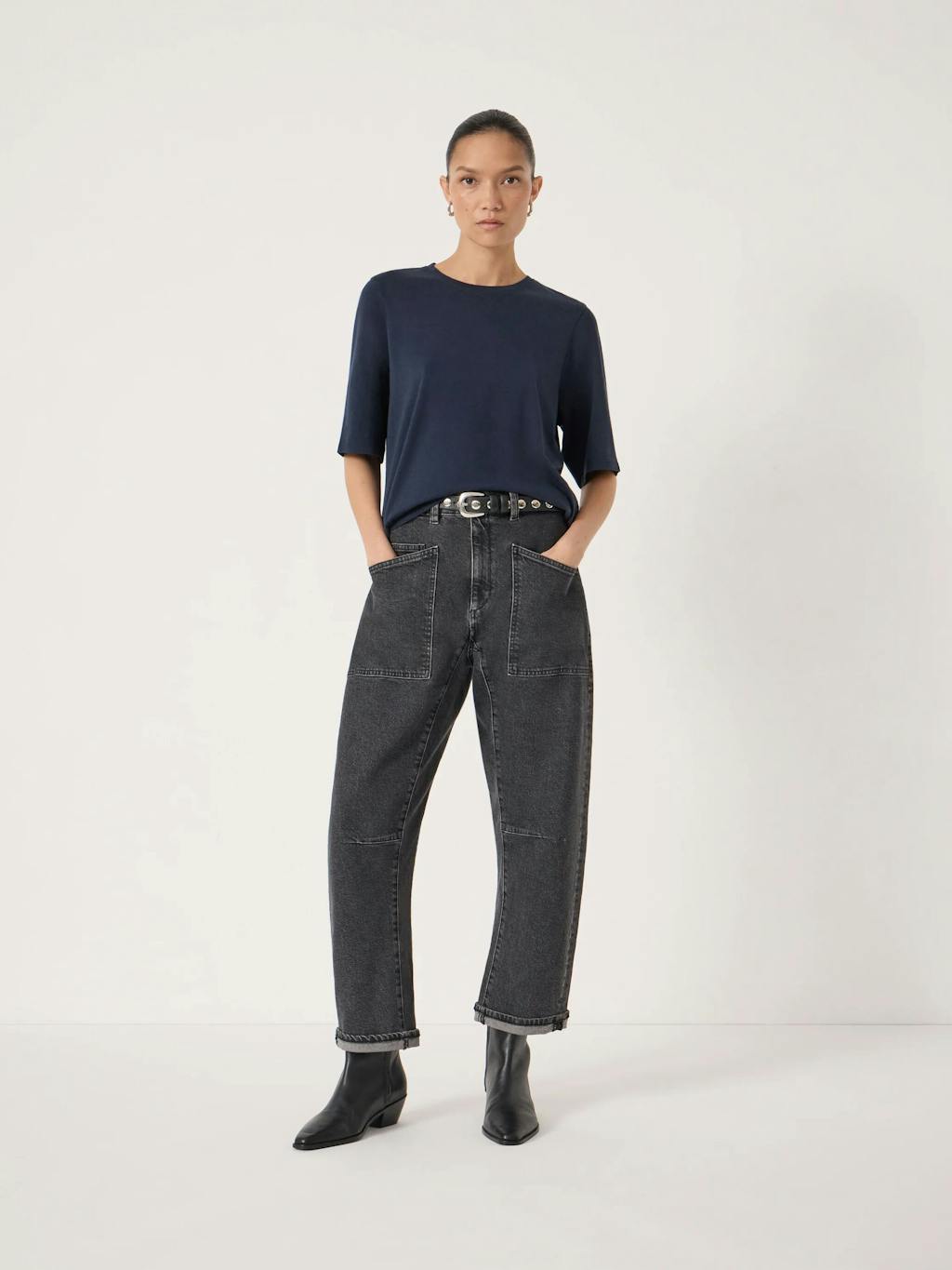 014330-2921-02 Reece Drapey T-Shirt