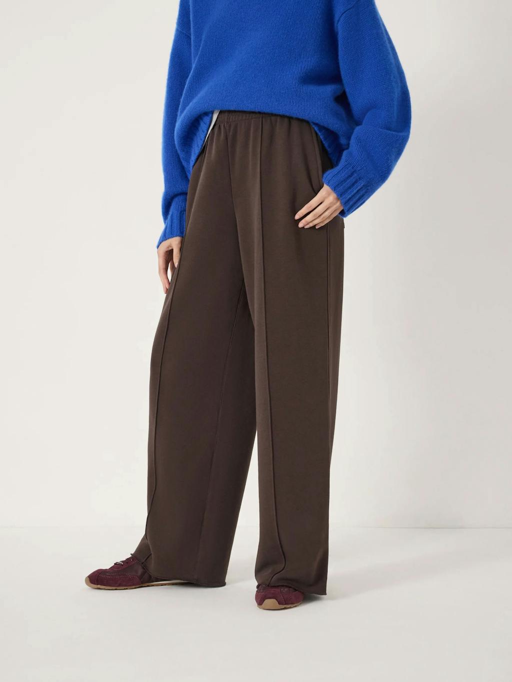 014062-0450-02 Remy Pintuck Straight Leg Joggers