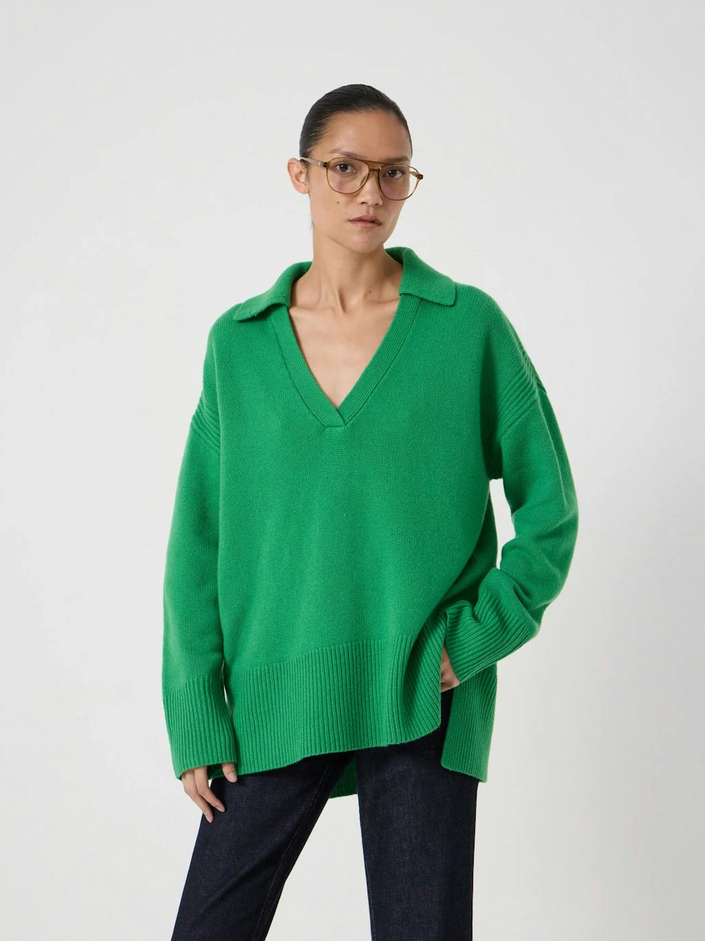 014132-2159-01 Carys Merino Collared Relaxed Jumper