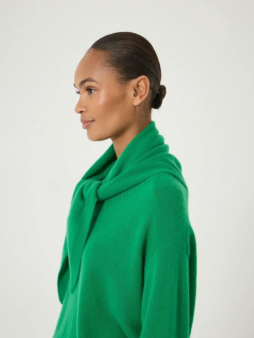 014553-2159-02 Cashmere Triangle Scarf