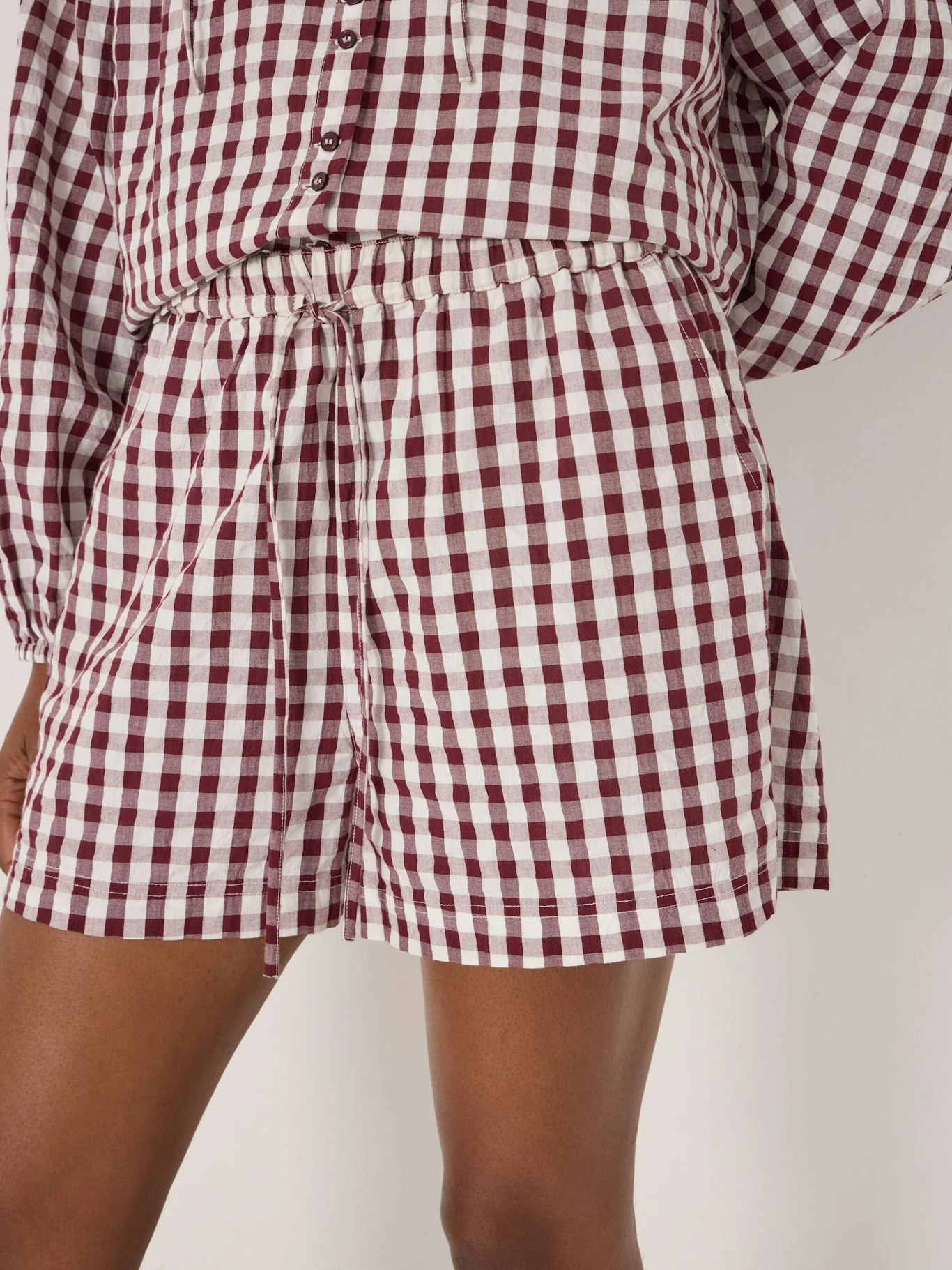 014379-3278-04 Ernie Gathered Gingham Beach Shorts