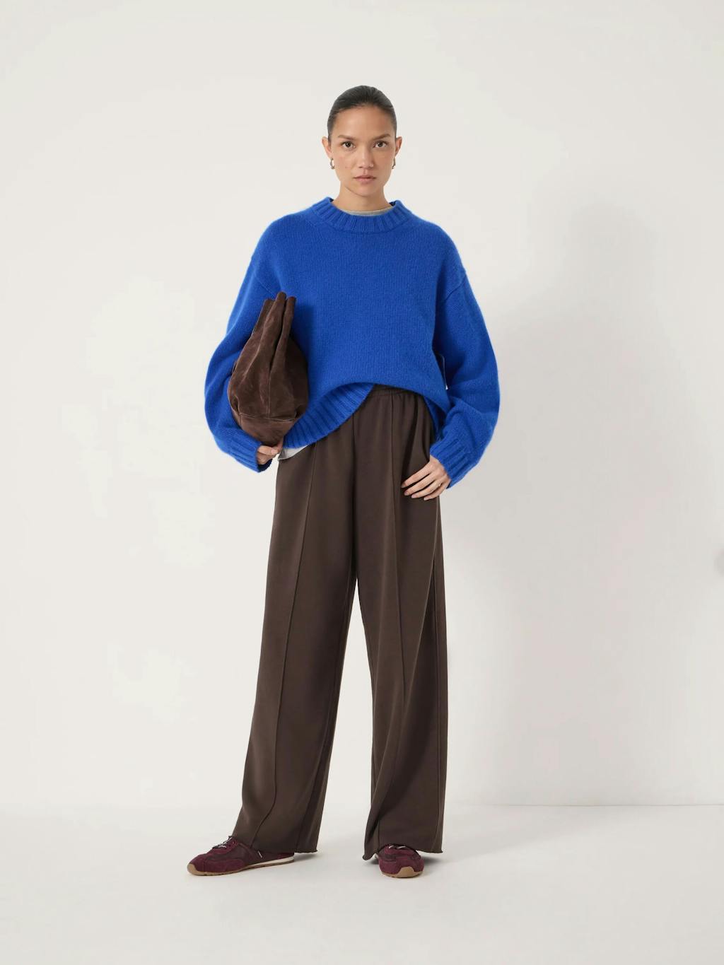 014062-0450-01 Remy Pintuck Straight Leg Joggers