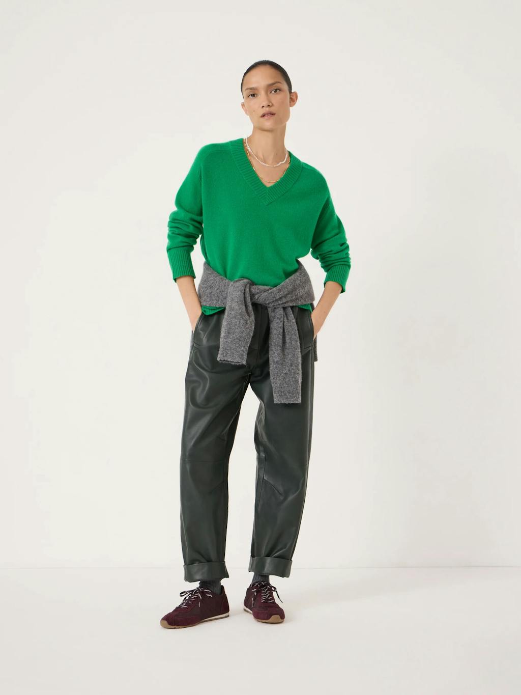 014395-2159-01 Colette Cashmere V-Neck Saddle Sleeve Jumper