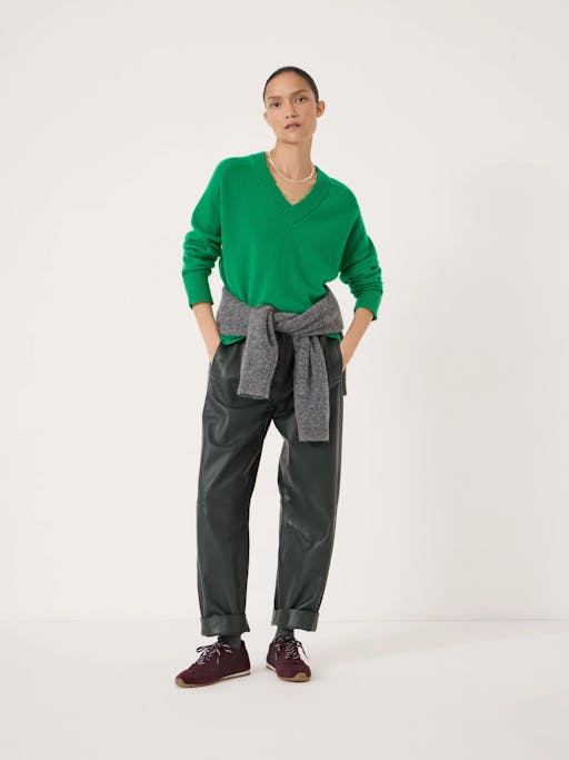 Colette Cashmere V-Neck Saddle Sleeve Jumper