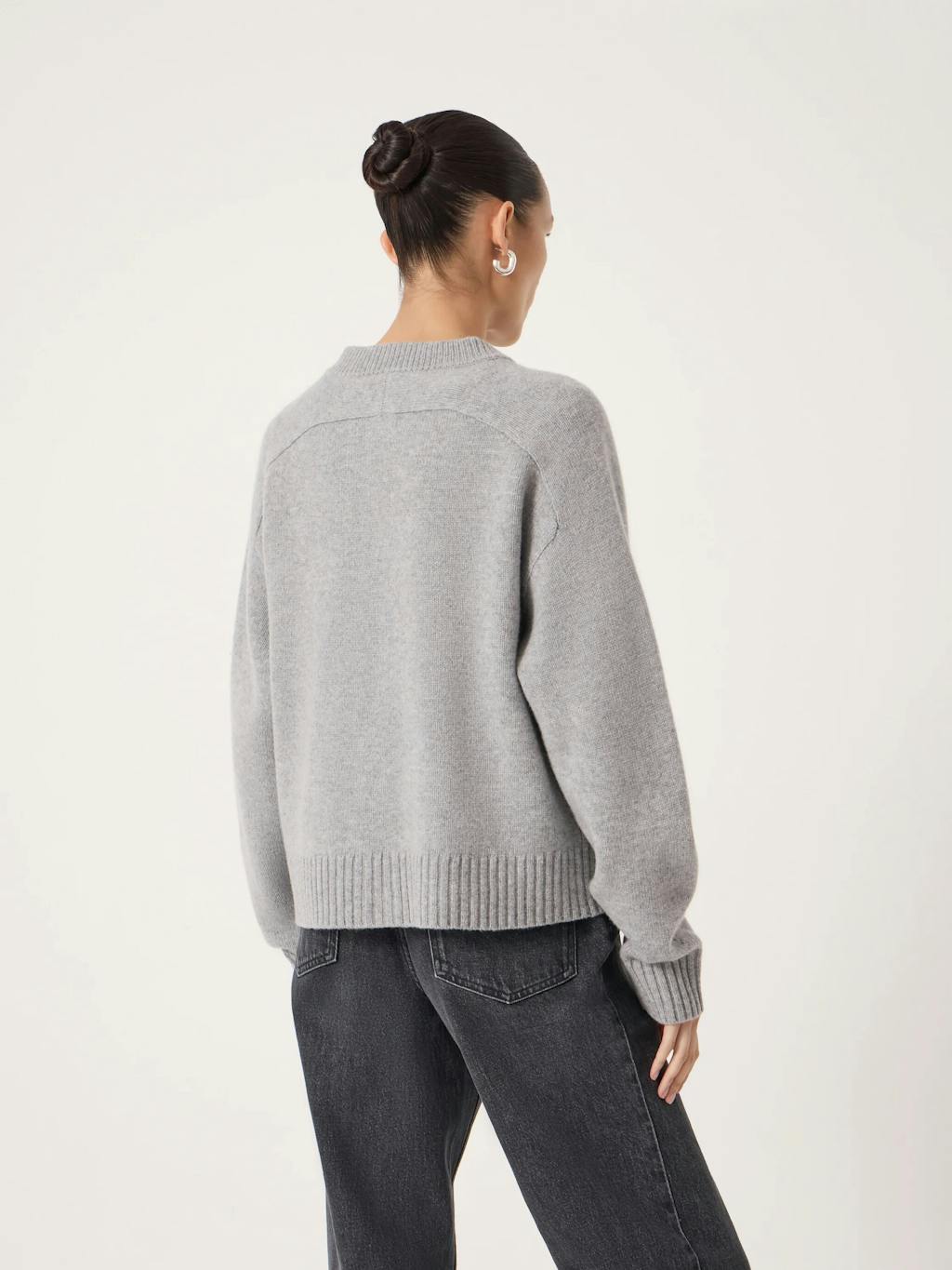 014212-2805-03 Soph Crew Neck Merino Cardigan