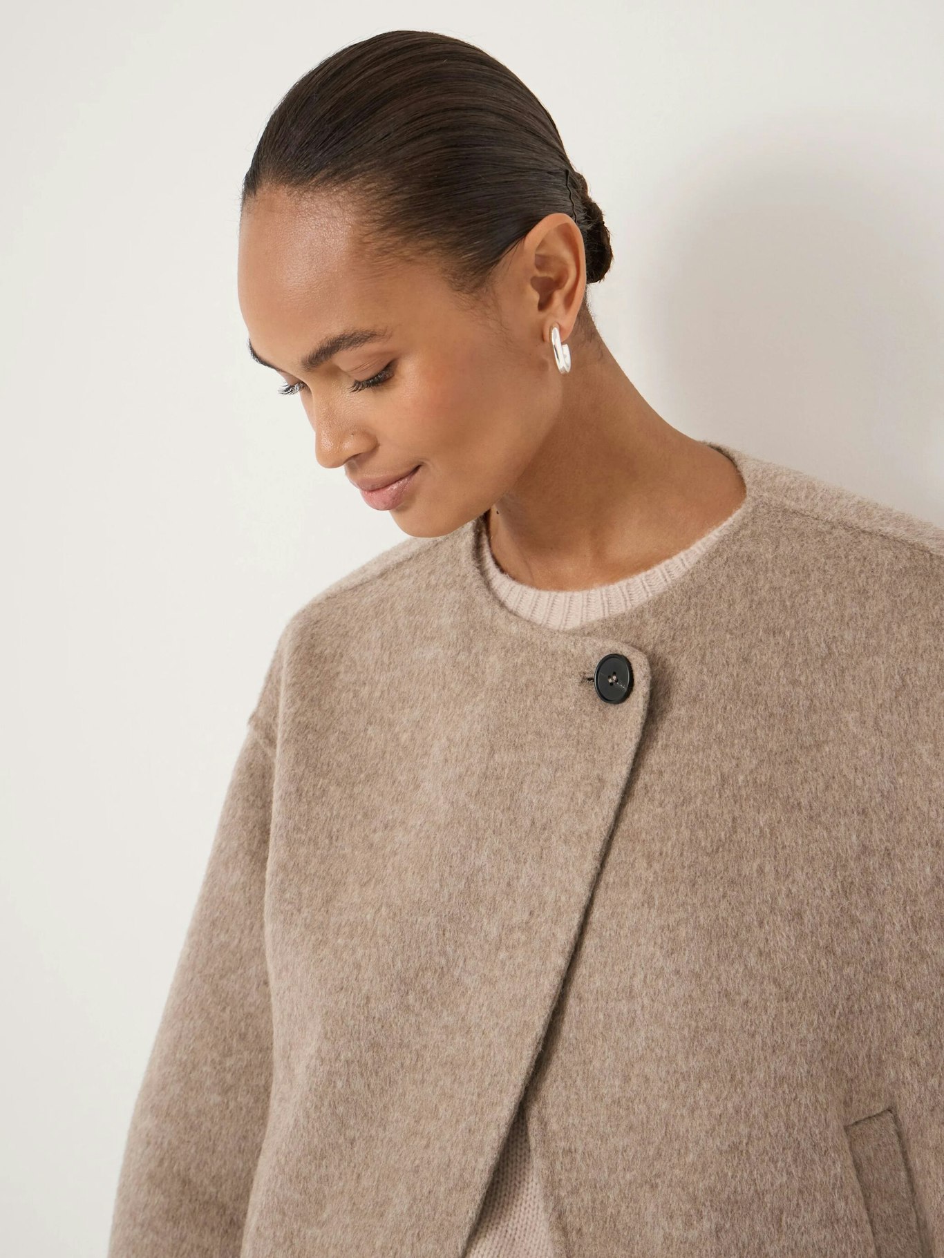 014278-4696-04 Linnie Pure Wool Double Faced Collarless Jacket