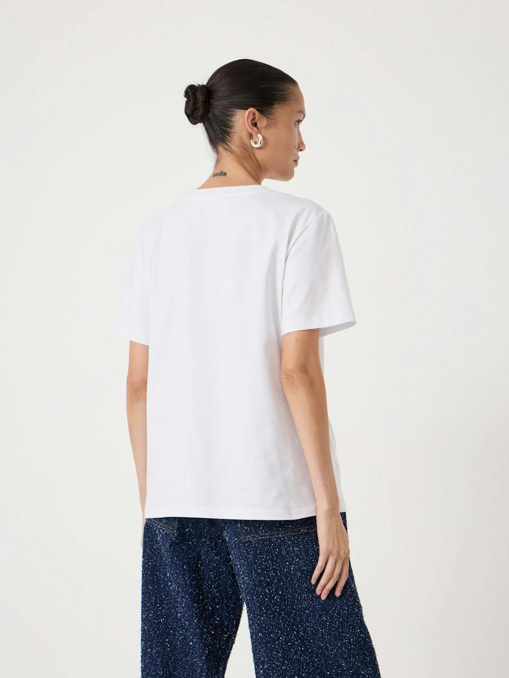 014102-0001-04 Social In Theory Graphic T-Shirt