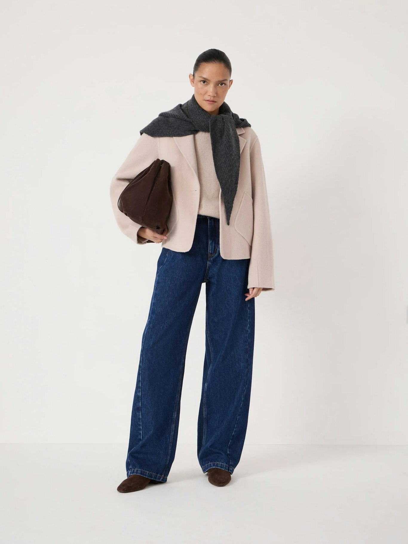 014229-1221-02 Mina Pure Wool Double Faced Cropped Blazer