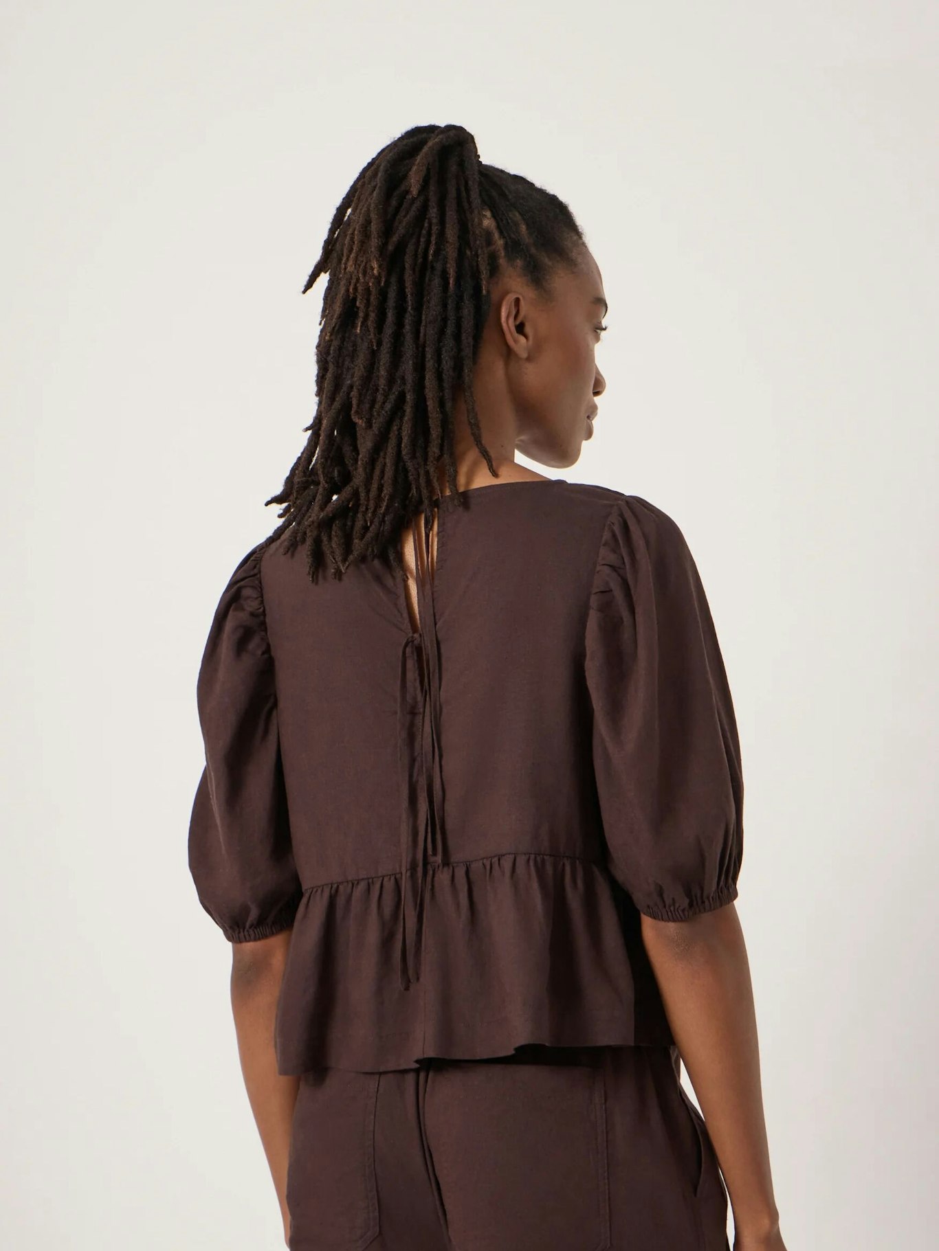 014142-0450-04 Alva Puff Sleeve Linen Beach Top
