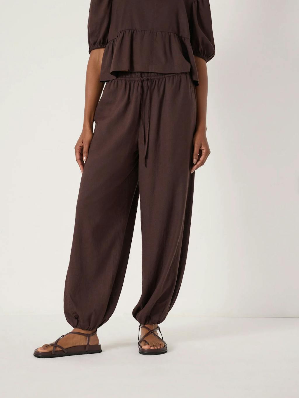014141-0450-02 Tove Linen Balloon Beach Trousers