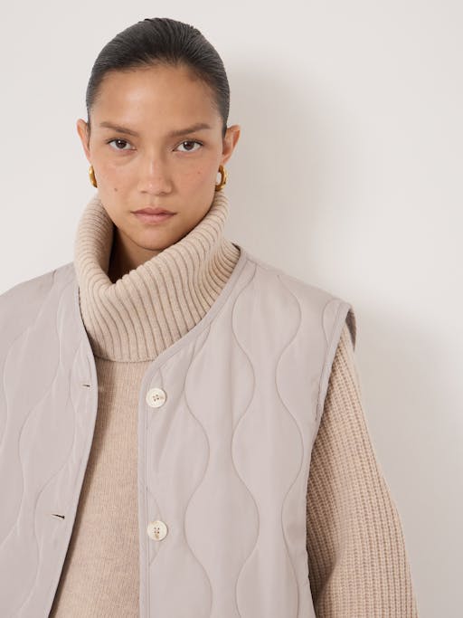 Amaya Quilted Gilet