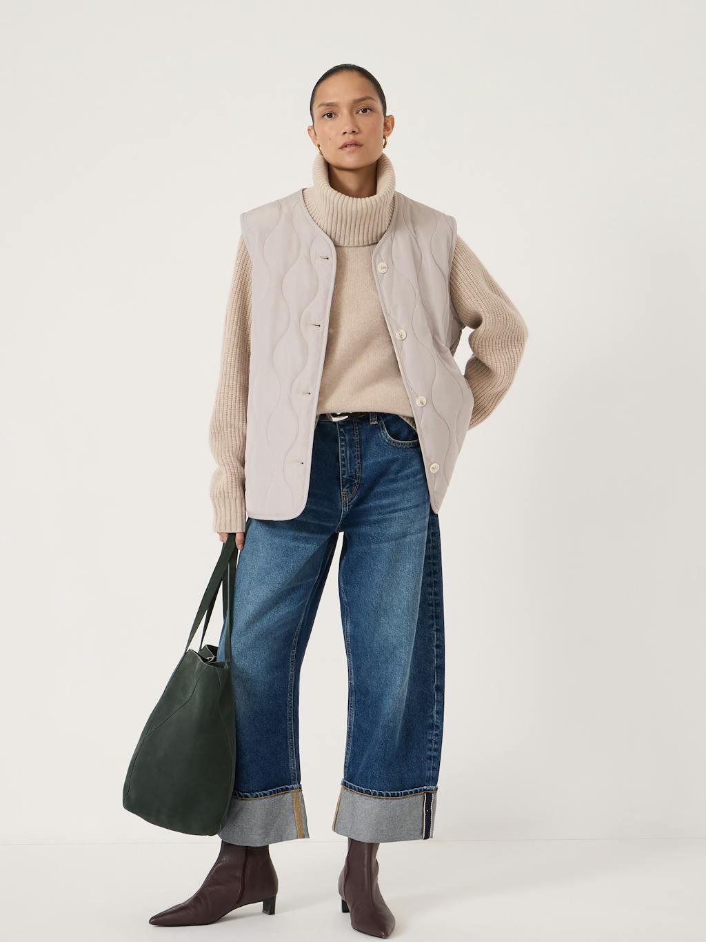 014284-0354-02 Amaya Quilted Gilet