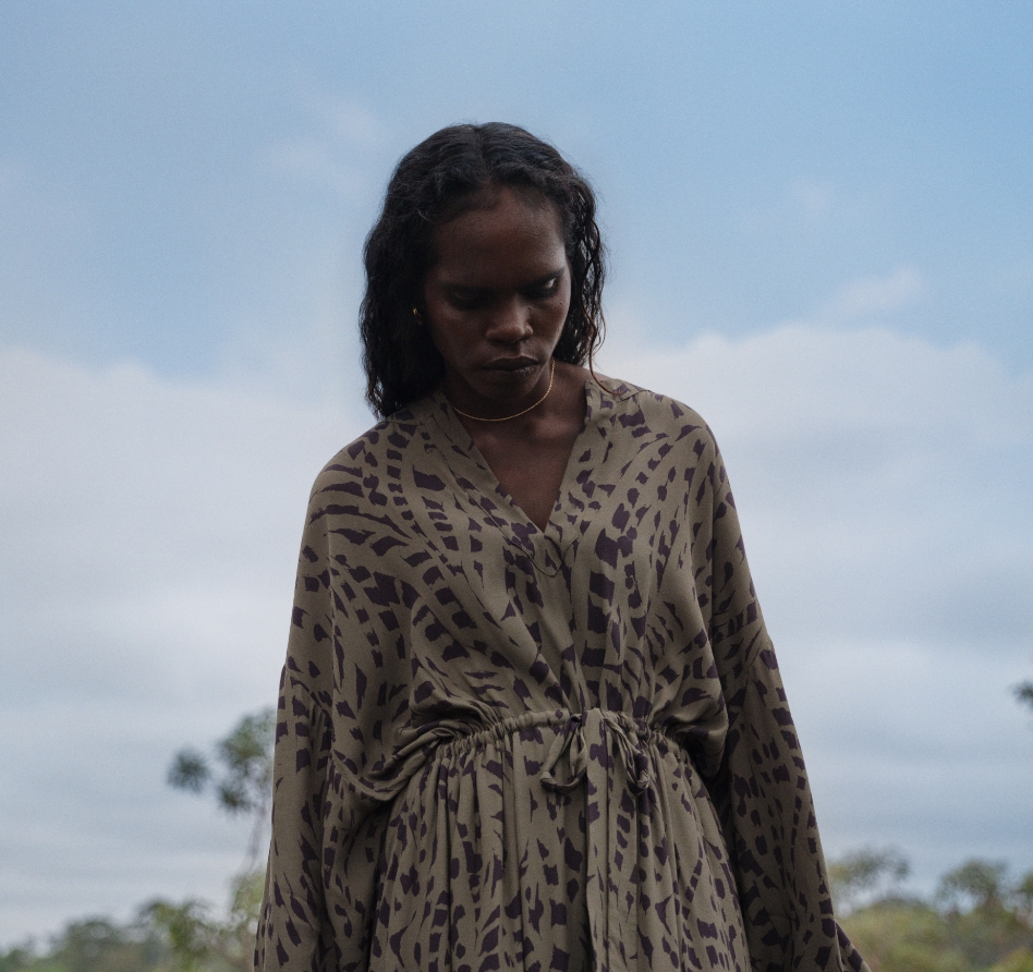 Journal article outfit image