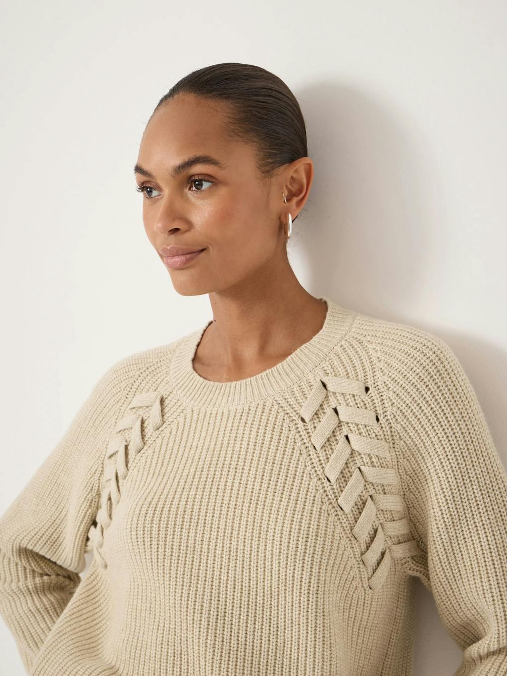 014713-0340-04 Mel Wool Blend Plait Trim Jumper