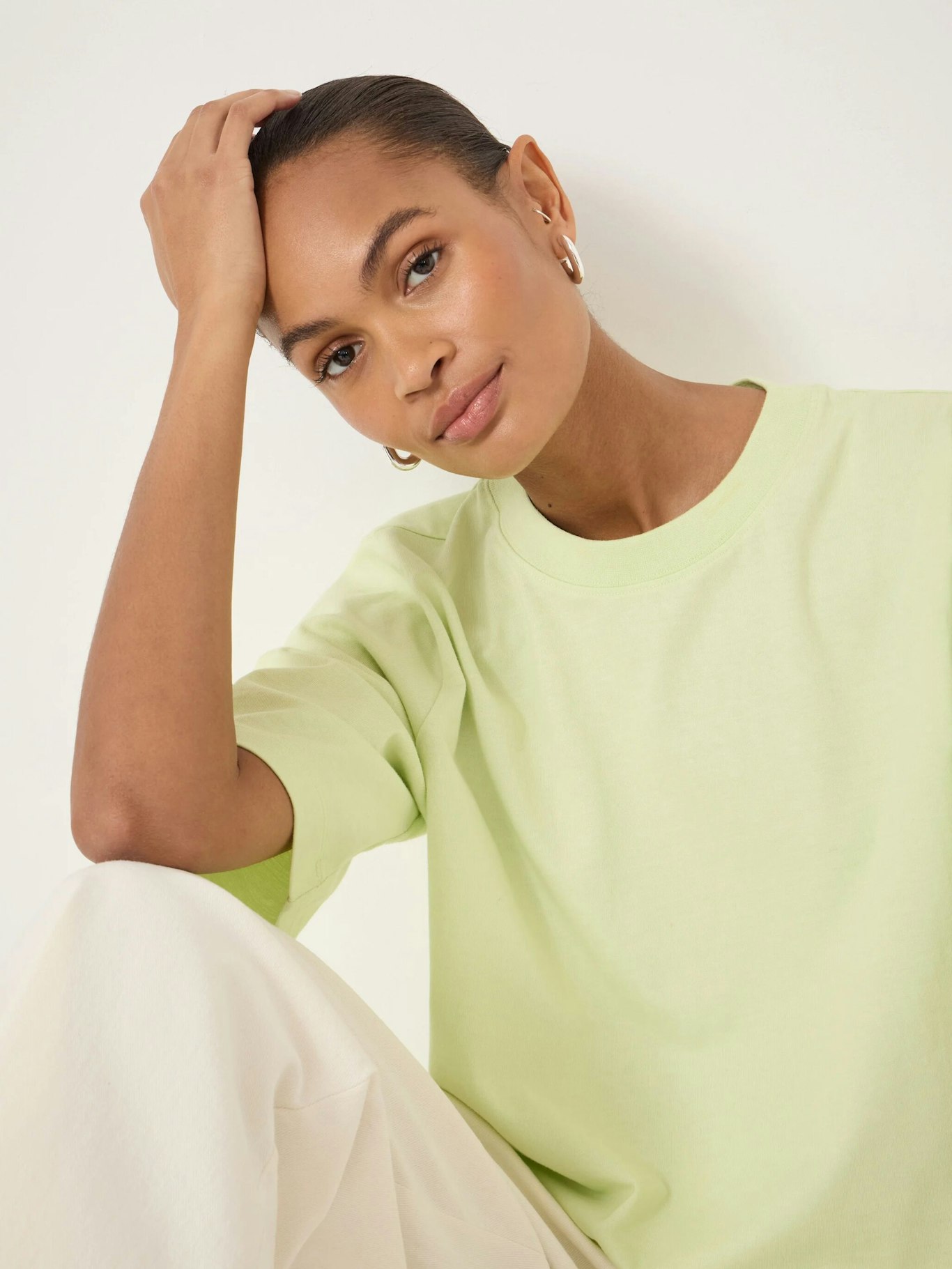 013228-2242-04 Romina Heavyweight Cotton T-Shirt