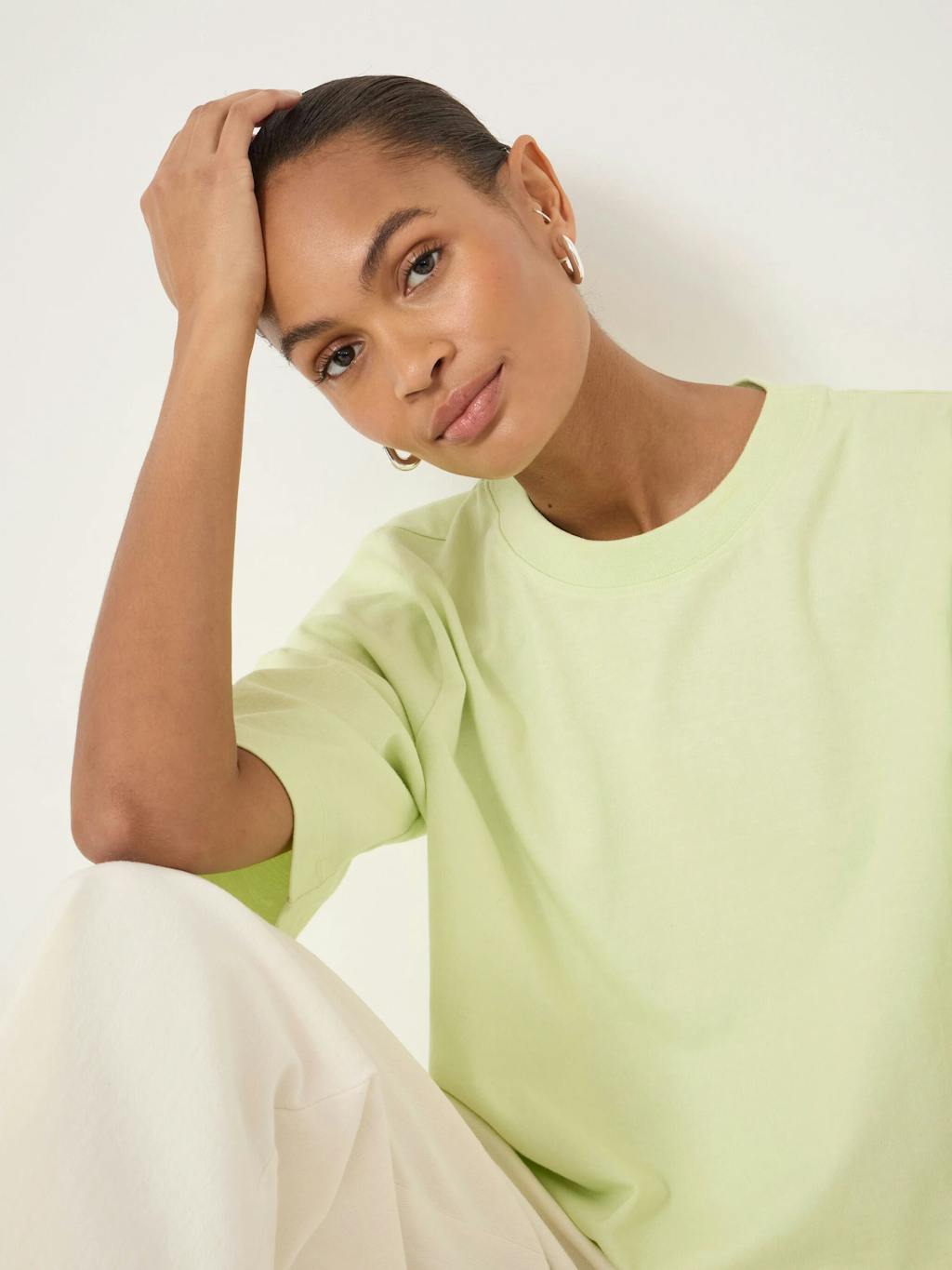 013228-2242-04 Romina Heavyweight Cotton T-Shirt