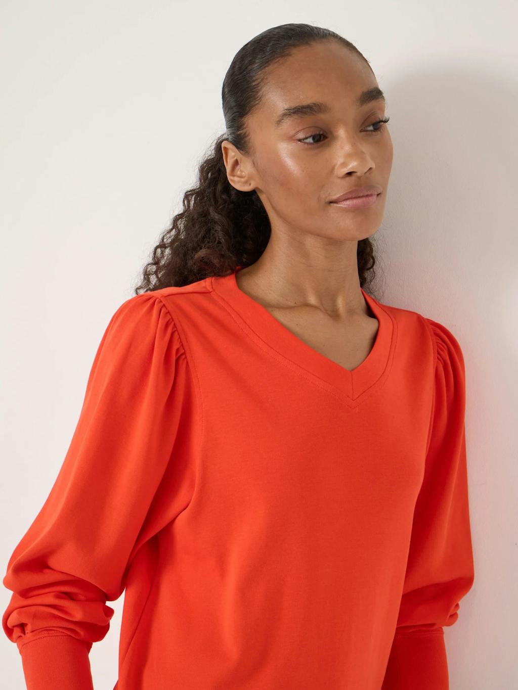 014269-1024-04 Emily V-Neck Puff Sleeve Top