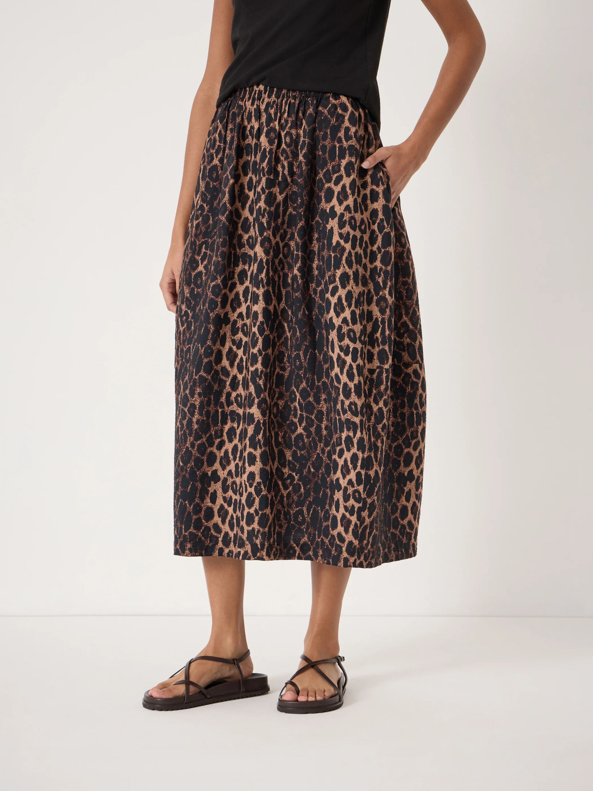 Liddie Air Flow Barrel Midi Skirt