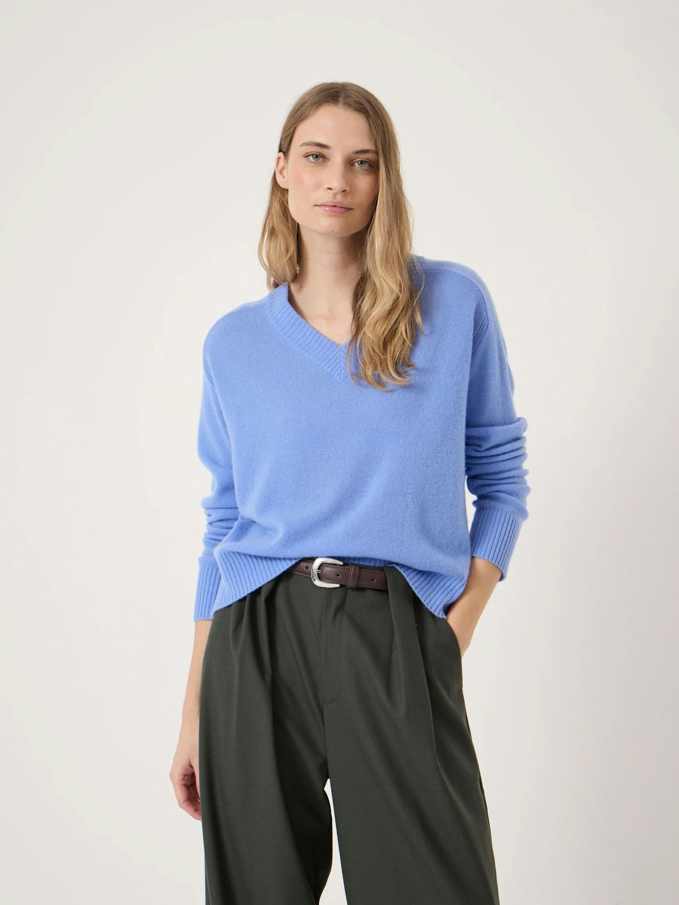014395-1631-01 Colette Cashmere V-Neck Saddle Sleeve Jumper