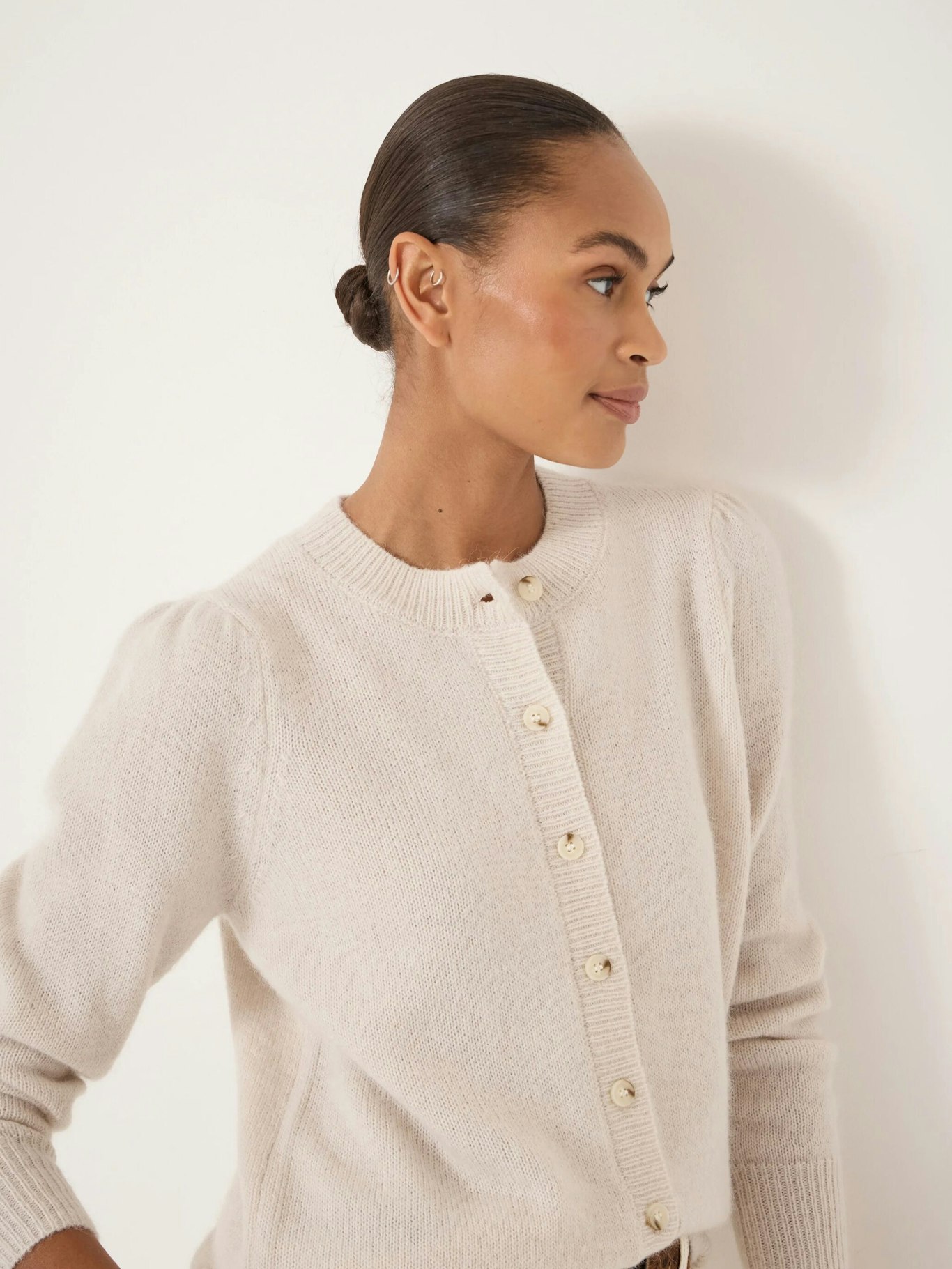 014275-0340-04 Wool Blend Gathered Shoulder Detail Cardigan