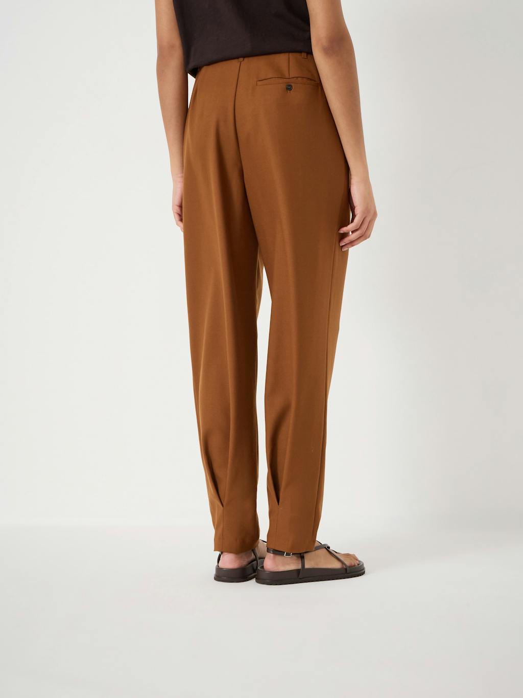 014291-2262-03 Noa Wool Blend Tapered Leg Trousers