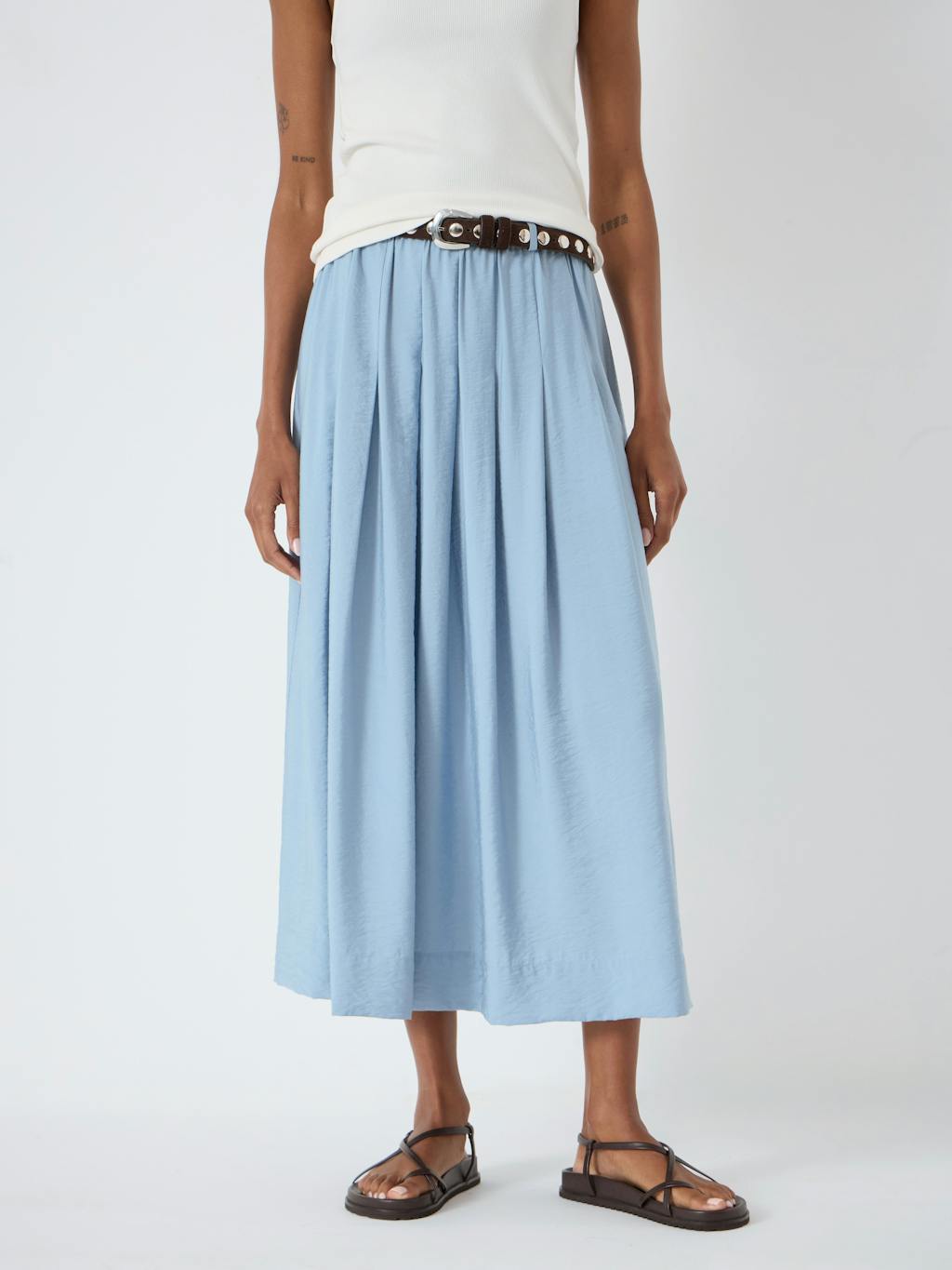 014307-1631-02 Ivy Pleated Air Flow Midi Skirt