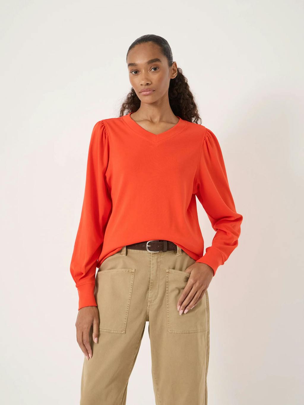 014269-1024-01 Emily V-Neck Puff Sleeve Top