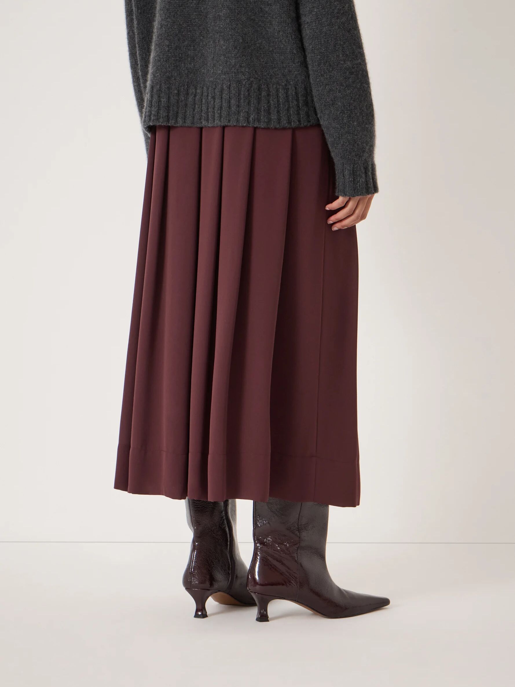 Ivy Pleated Chiffon Midi Skirt (Burgundy Purple)