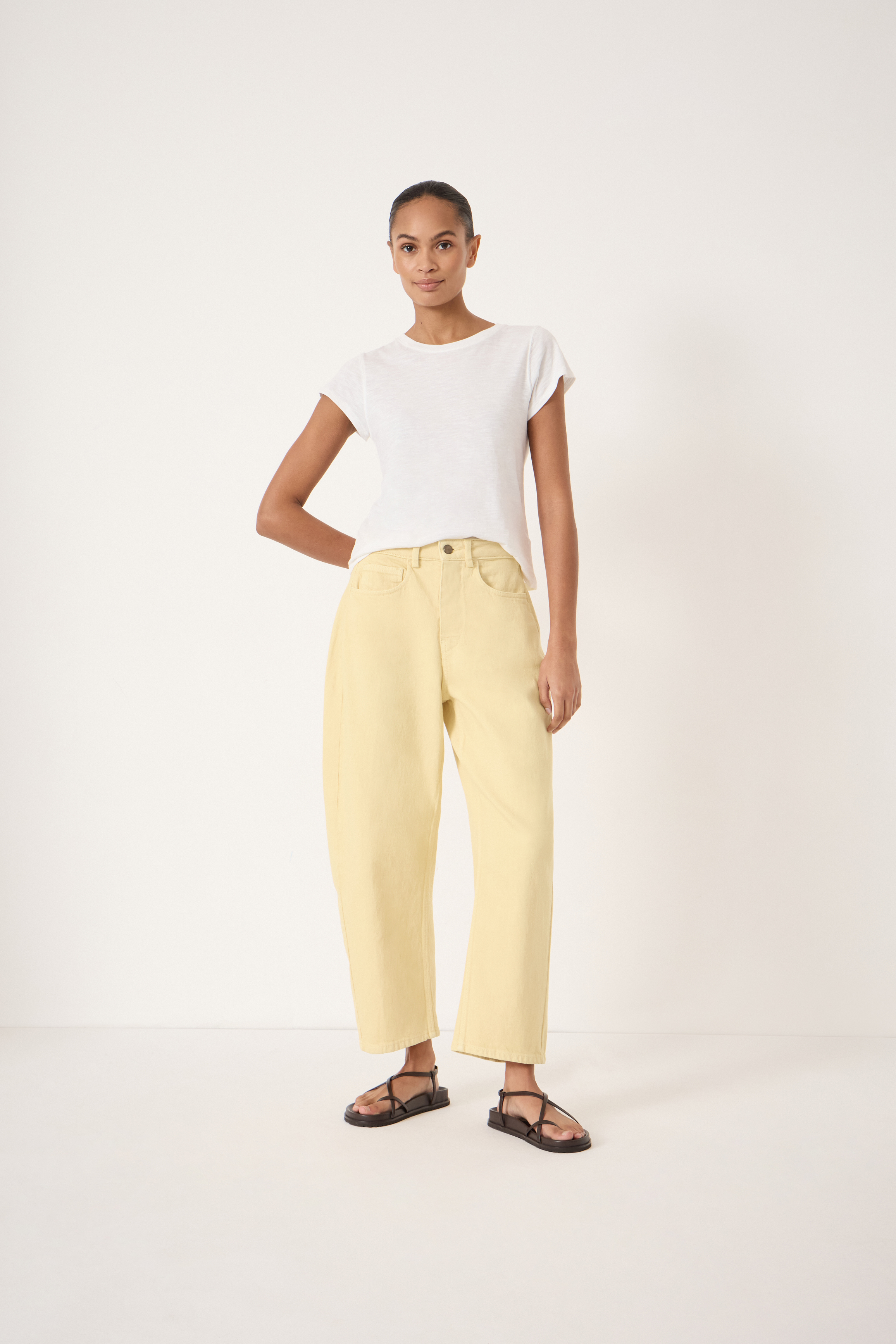 Cordelia Barrel Leg Jeans